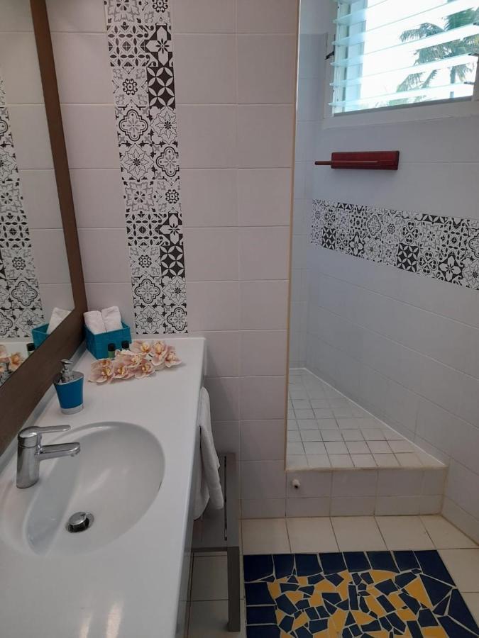 Studio Kaz Ananas Au Manganao Saint-Francois  Ngoại thất bức ảnh